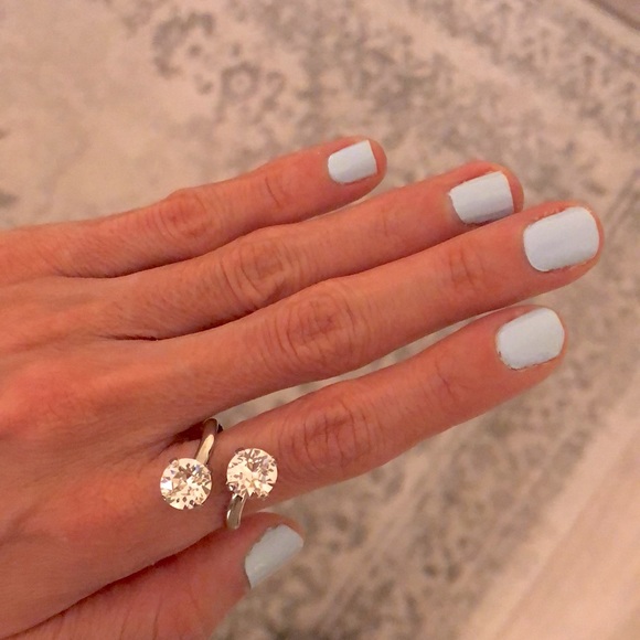 Classic Crystal Silver Statement Ring - Picture 4 of 13